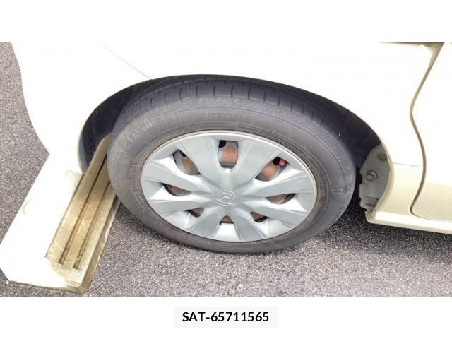 Honda N BOX 2015-06 7328763-4