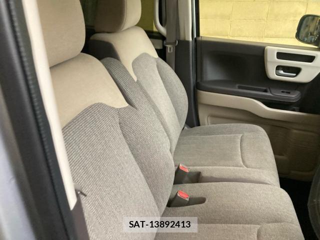 Honda N BOX 2017-11 7328738-11