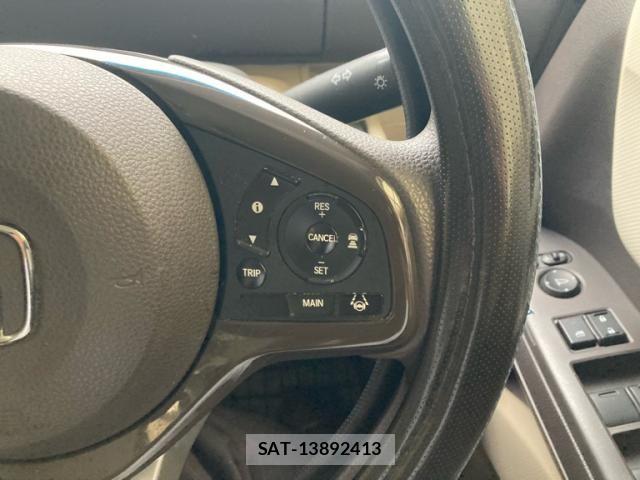 Honda N BOX 2017-11 7328738-15