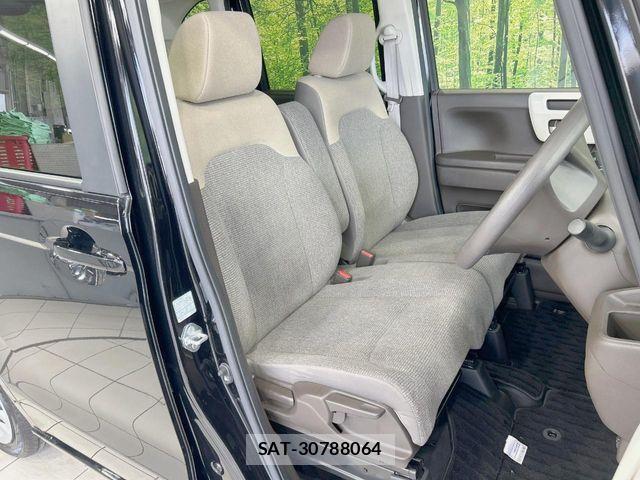 Honda N BOX 2022-09 7328715-7
