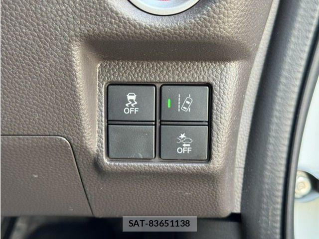 Honda N BOX 2019-05 7328752-8