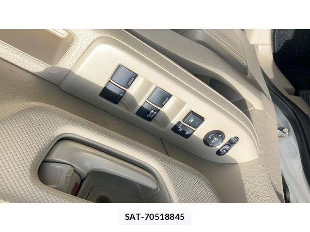 Honda N BOX 2019-12 7328727-12