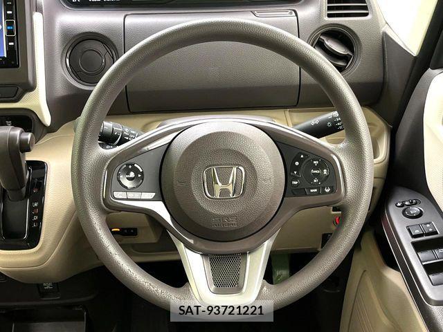 Honda N BOX 2019-06 7328713-10