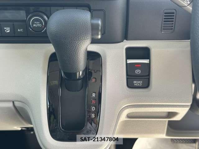Honda N BOX 2026-03 7328678-19