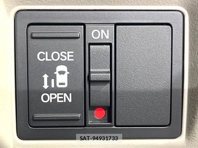 Honda N BOX 2025-09 7328675-4