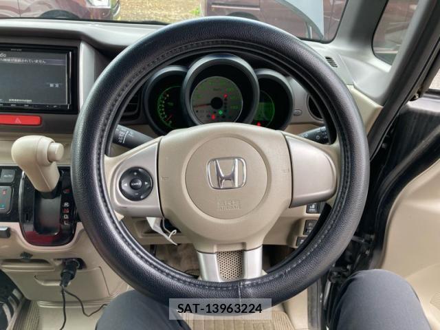 Honda N BOX 2013-07 7328765-12