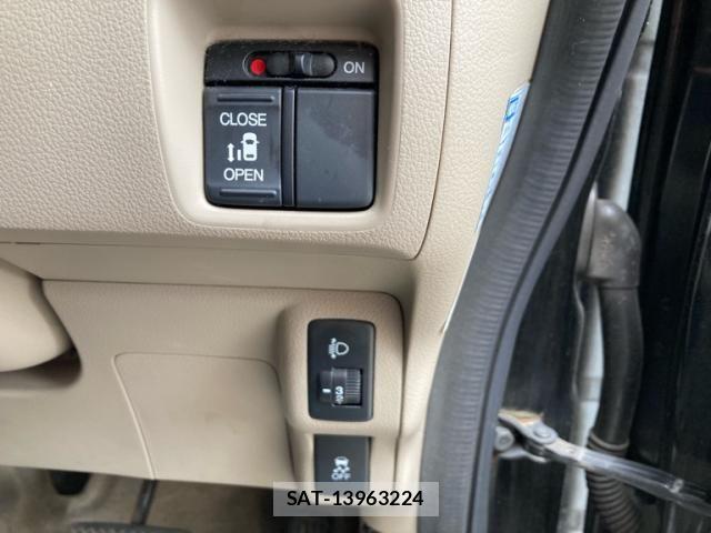 Honda N BOX 2013-07 7328765-13