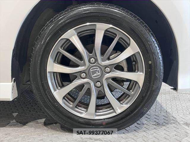 Honda N BOX 2023-01 7328682-13