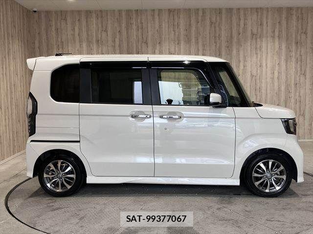 Honda N BOX 2023-01 7328682-16