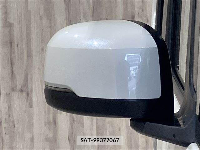 Honda N BOX 2023-01 7328682-22