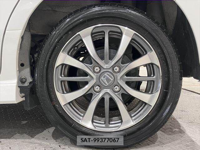 Honda N BOX 2023-01 7328682-28