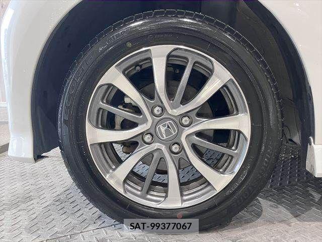 Honda N BOX 2023-01 7328682-29
