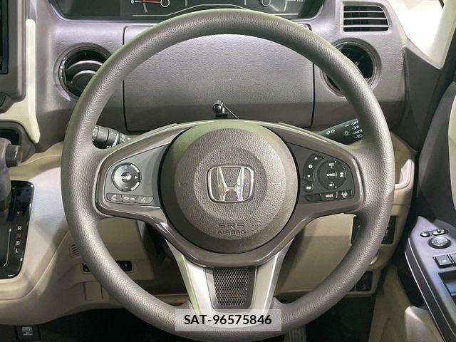 Honda N BOX 2019-11 7325827-10