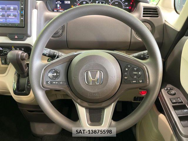 Honda N BOX 2018-05 7328728-10