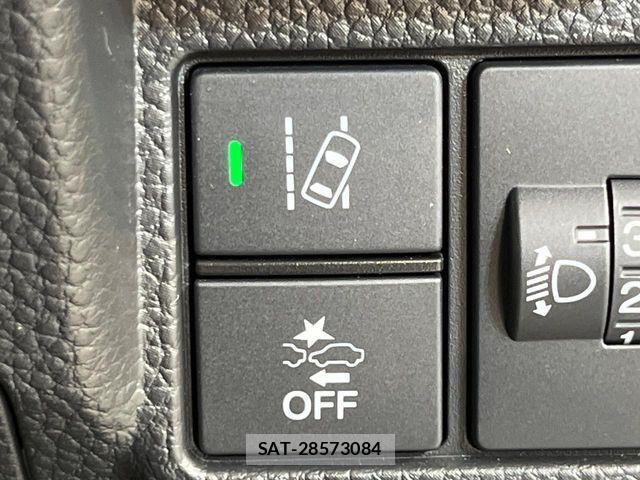 Honda N BOX 2023-06 7328661-4