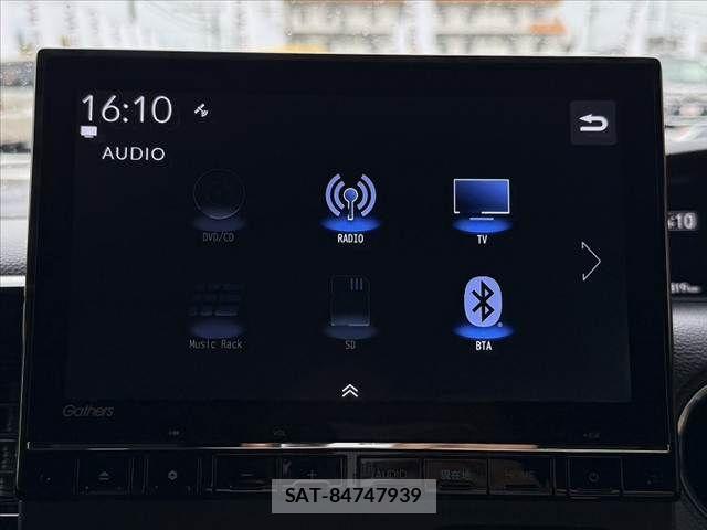 Honda N BOX 2023-10 7328667-22