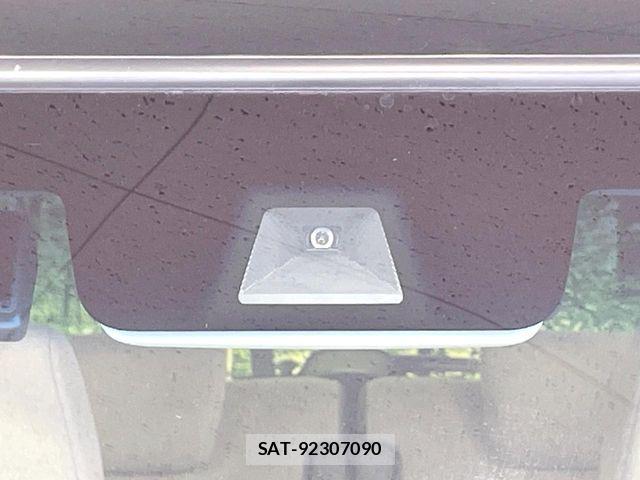 Honda N BOX 2023-09 7328706-4