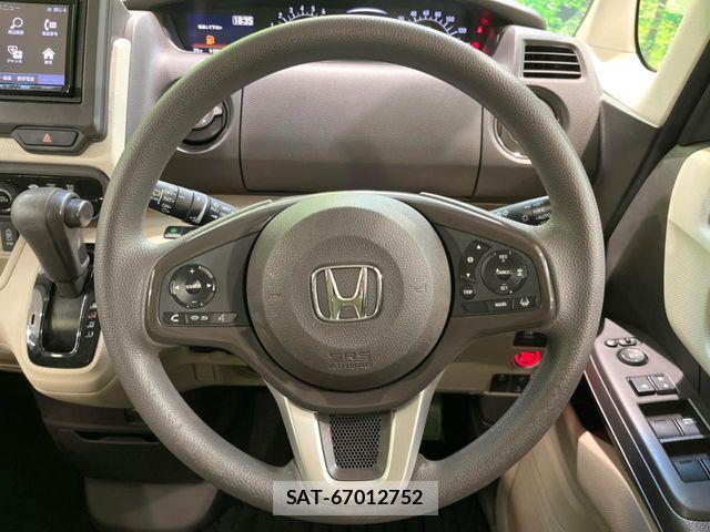 Honda N BOX 2017-11 7358935-10