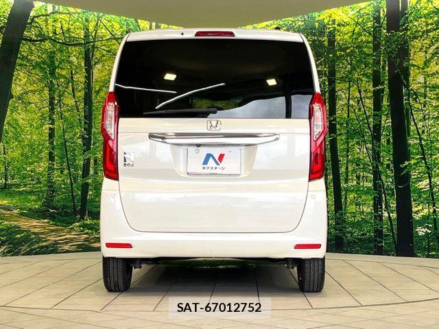 Honda N BOX 2017-11 7358935-14