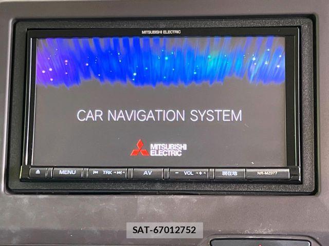 Honda N BOX 2017-11 7358935-2