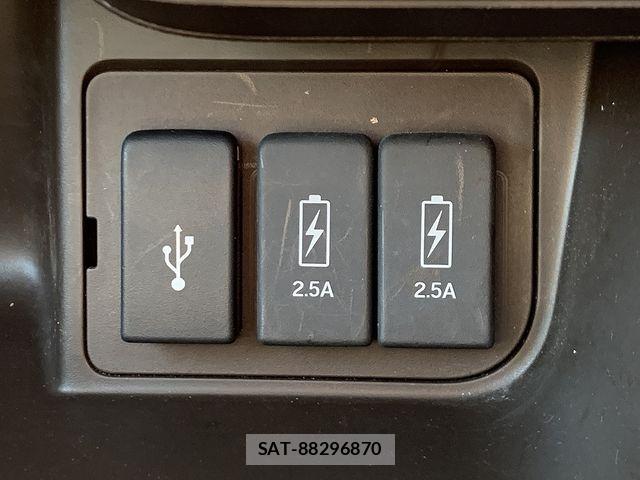 Honda N BOX 2021-12 7358950-14