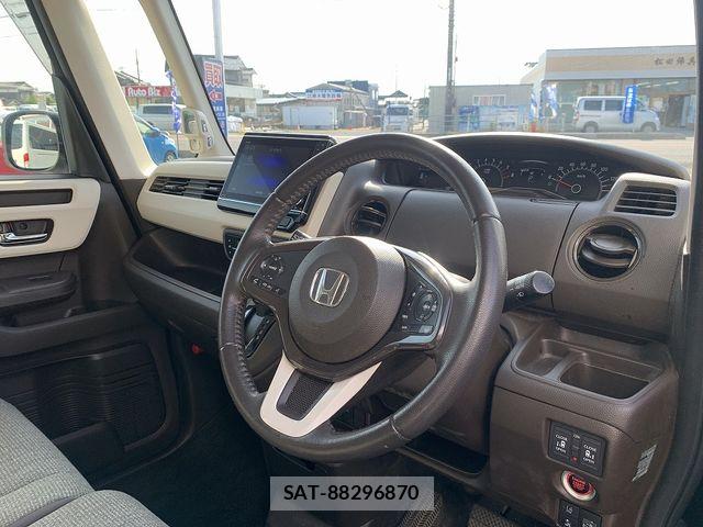 Honda N BOX 2021-12 7358950-16