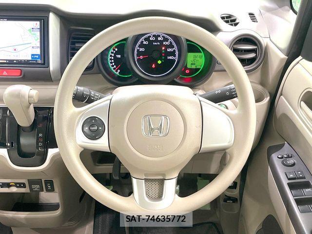 Honda N BOX 2017-07 7358945-10
