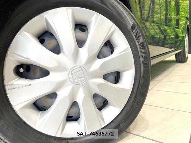Honda N BOX 2017-07 7358945-12