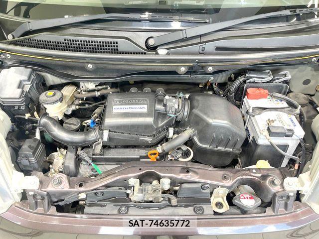 Honda N BOX 2017-07 7358945-17