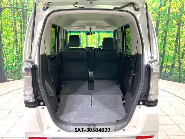 Honda N BOX 2016-03 7358938-9