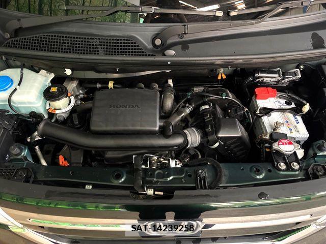 Honda N BOX 2022-02 7358937-18