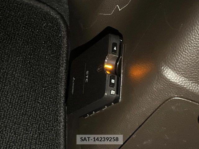 Honda N BOX 2022-02 7358937-7