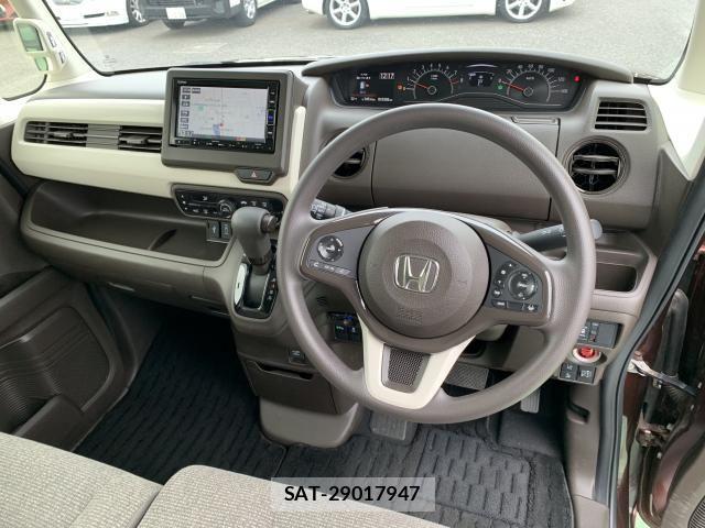 Honda N BOX 2023-04 7358932-3
