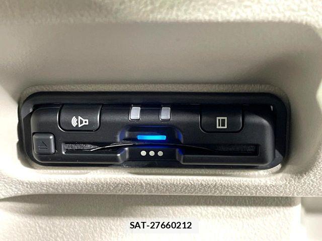 Honda N BOX 2025-05 7358926-5