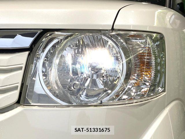 Honda N BOX 2014-10 7358948-11