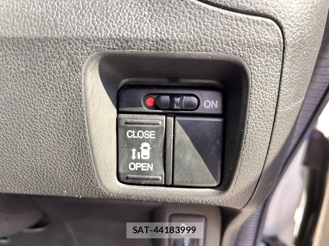 Honda N BOX 2015-09 7358947-11