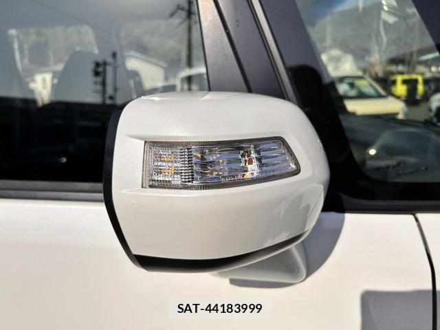 Honda N BOX 2015-09 7358947-19
