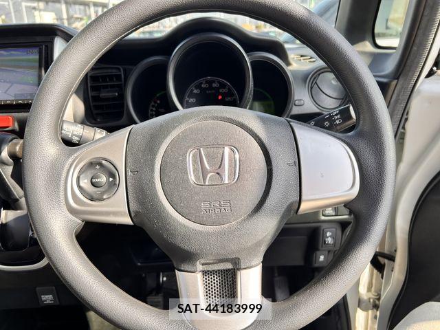 Honda N BOX 2015-09 7358947-8