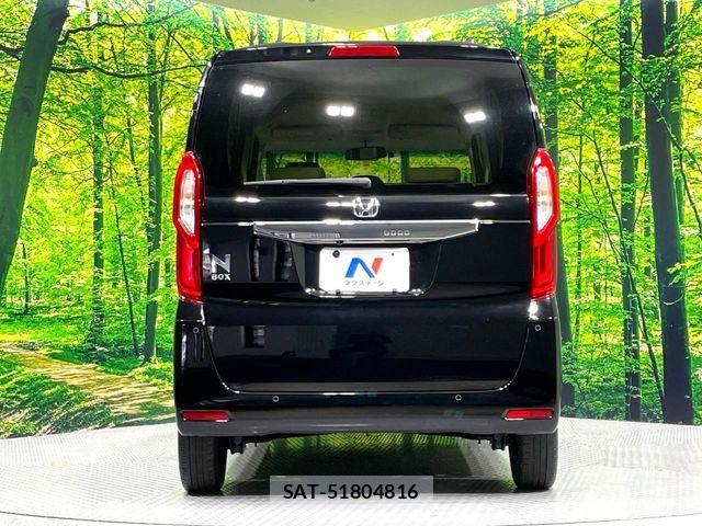 Honda N BOX 2023-04 7358936-16