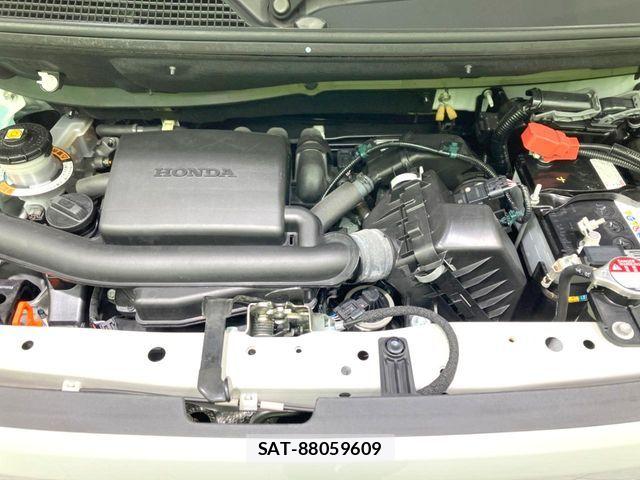 Honda N BOX 2023-10 7358929-17