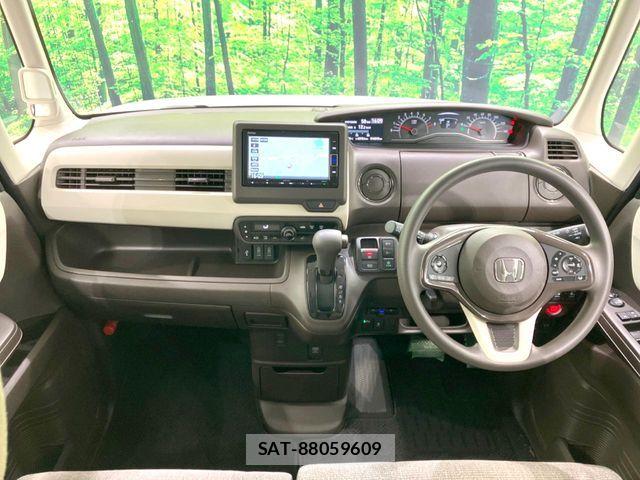 Honda N BOX 2023-10 7358929-1