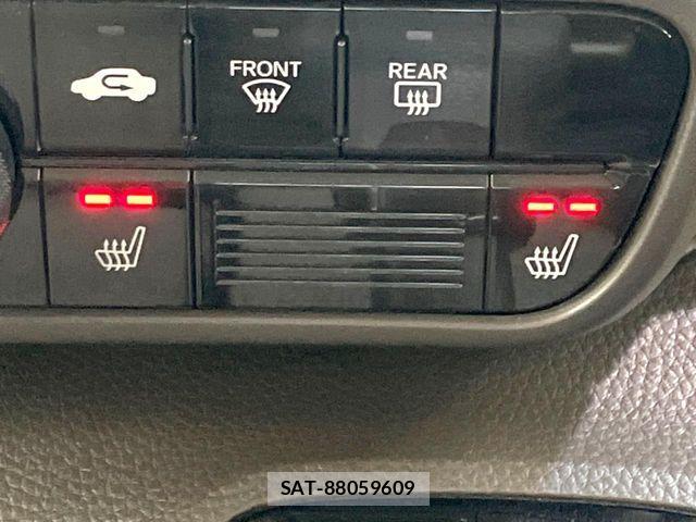Honda N BOX 2023-10 7358929-5