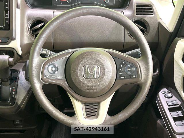 Honda N BOX 2022-12 7358931-10