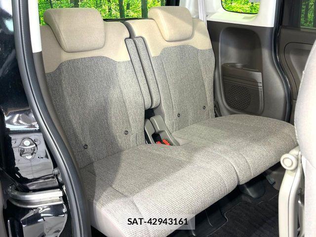 Honda N BOX 2022-12 7358931-8