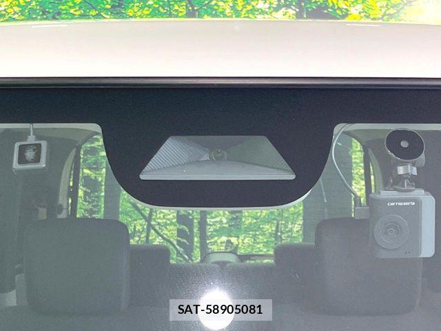 Honda N BOX 2024-06 7358923-4