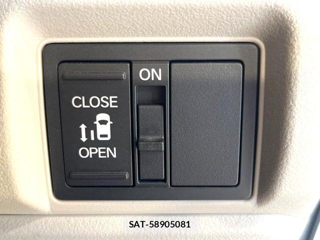 Honda N BOX 2024-06 7358923-5