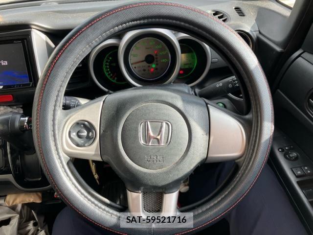 Honda N BOX 2013-09 7358959-18