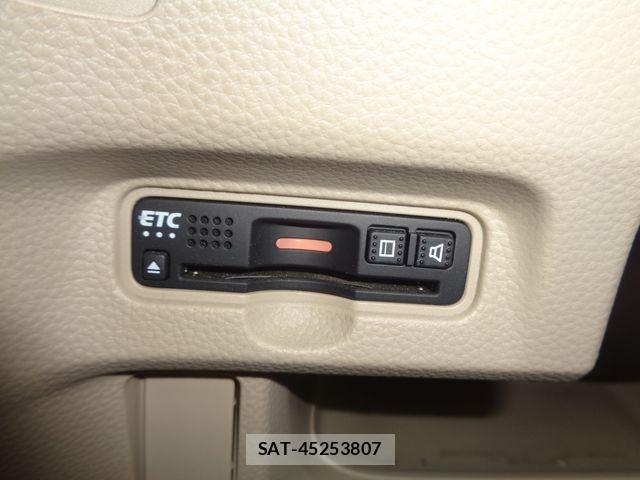Honda N BOX 2019-06 7358958-22