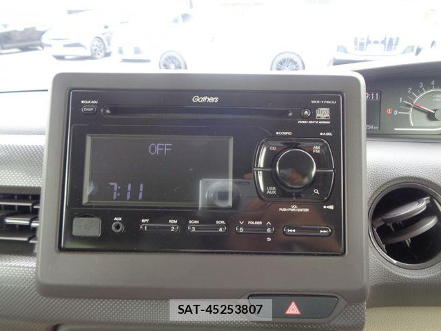 Honda N BOX 2019-06 7358958-23