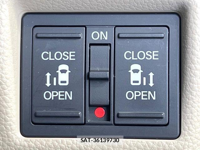 Honda N BOX 2018-07 7358939-2